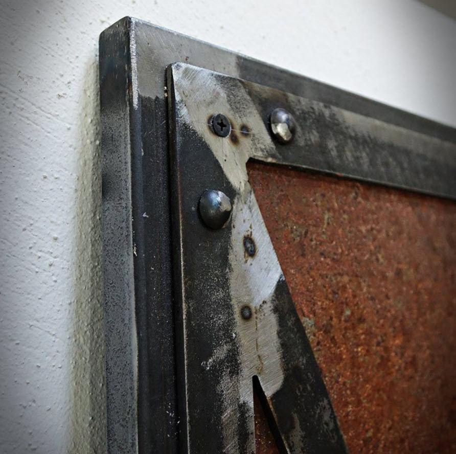 liuguks rusty metal metalluks siseruumi