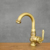 Tööpinnale paigaldatav segisti FLOWER 2 antiikmessingist viimistlusega