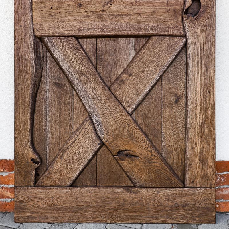 tammepuidust barn door detailvaade