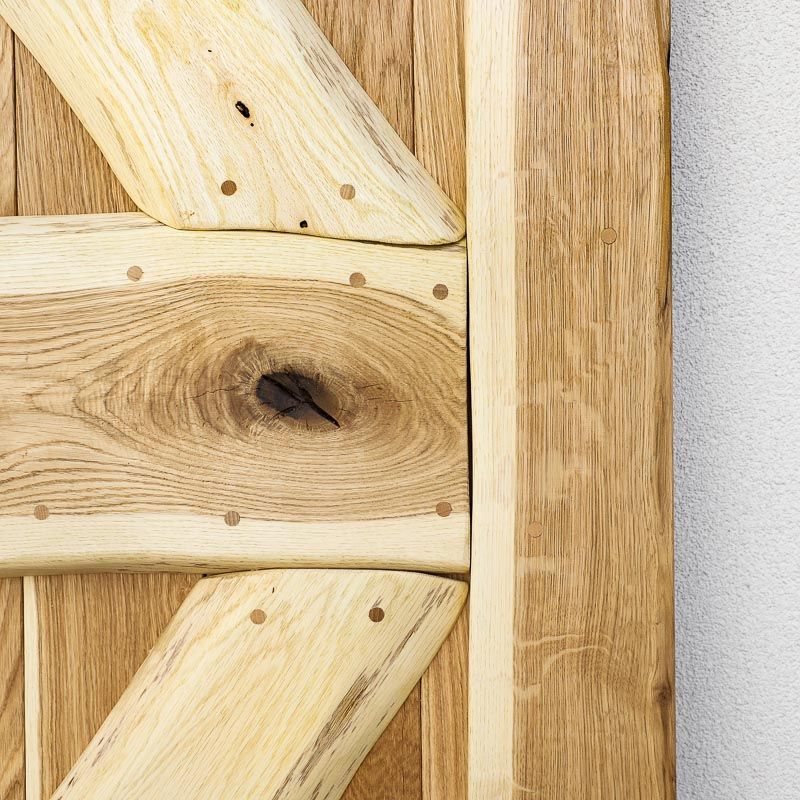 old tammepuidust liuguks naturaalne puidusüü lähiplaan