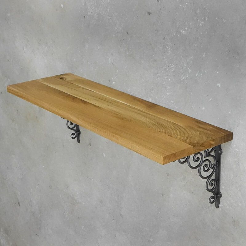 tammepuidust seinariiul pruun õli